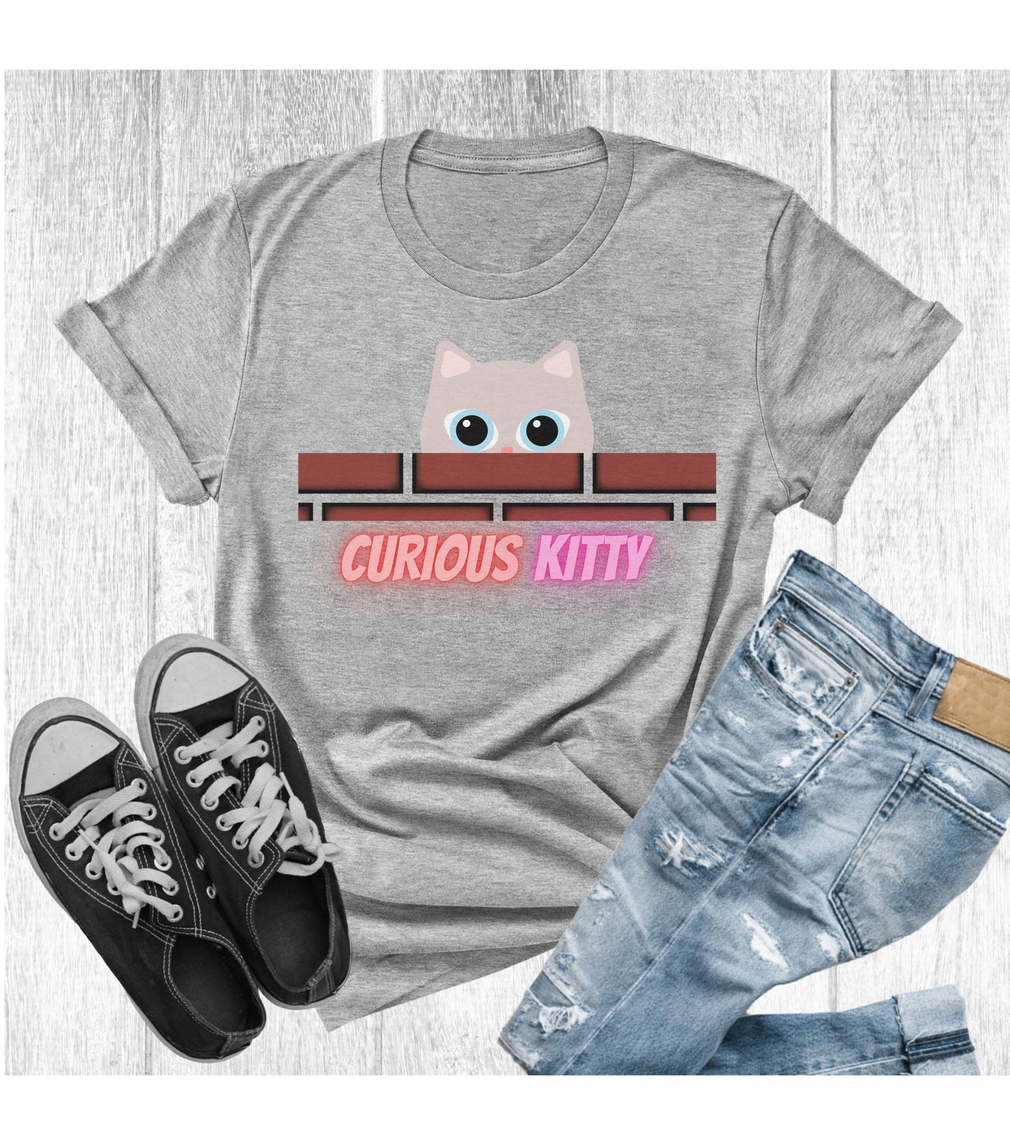 Curious Kitty tee in gray